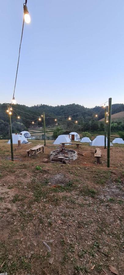 ข้างเขาแคมป์ Khangkhao Camp Ban Yang Khun Wang Buitenkant foto